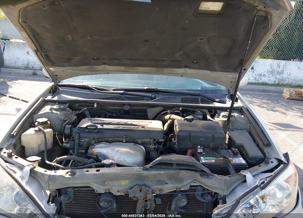 2002 TOYOTA CAMRY LE VIN: 4T1BE32K52U097830