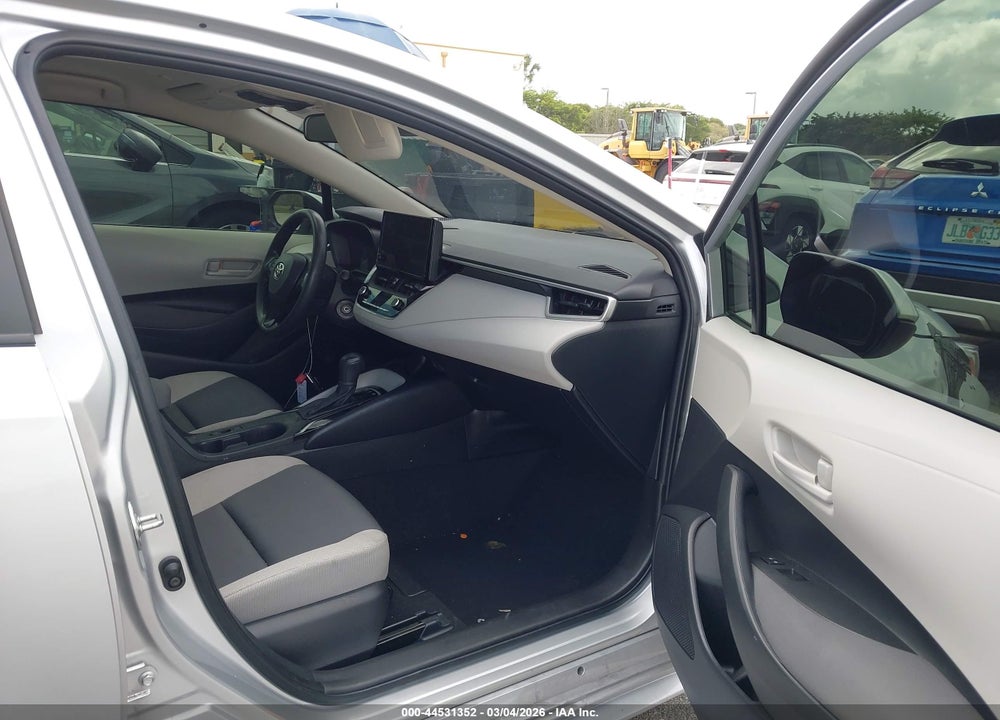 2025 TOYOTA COROLLA HYBRID LE VIN: JTDBCMFE9S3095329
