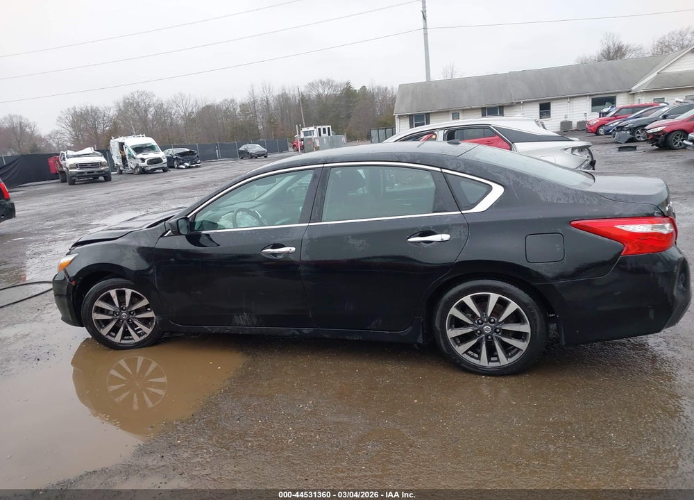 2017 NISSAN ALTIMA 2.5 SV VIN: 1N4AL3AP8HC255827