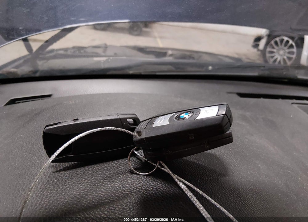 2010 BMW 528I XDRIVE VIN: WBANV1C59AC445984