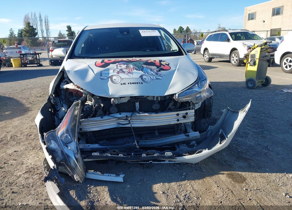 2020 TOYOTA PRIUS LE VIN: JTDKARFU2L3116114
