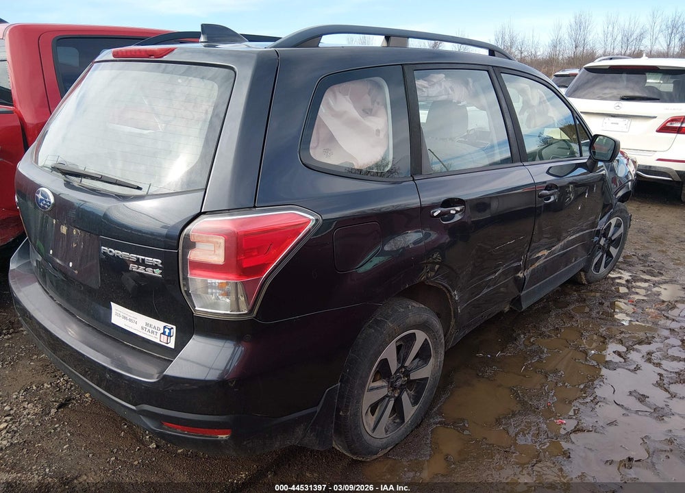 2017 SUBARU FORESTER 2.5I VIN: JF2SJABC7HH566304