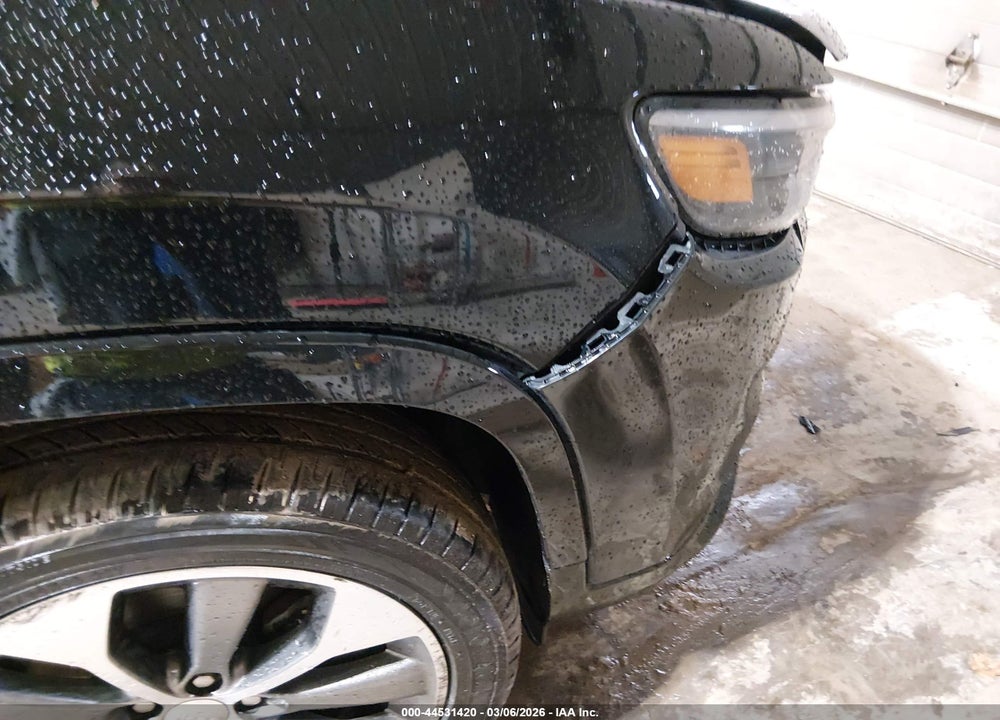 2019 JEEP CHEROKEE OVERLAND 4X4 VIN: 1C4PJMJX0KD161152