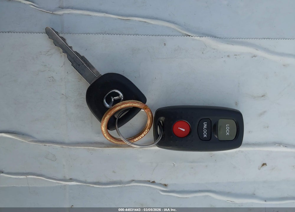 2008 MAZDA 3 I VIN: JM1BK32F481797123