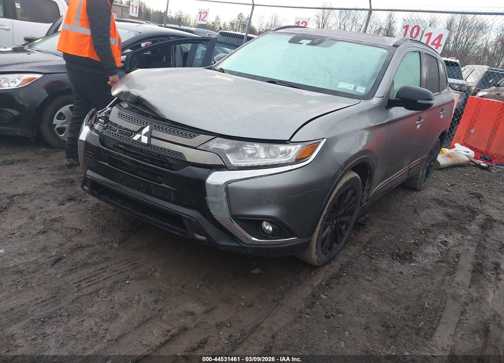 2020 MITSUBISHI OUTLANDER LE 2.4 VIN: JA4AD3A31LZ009626