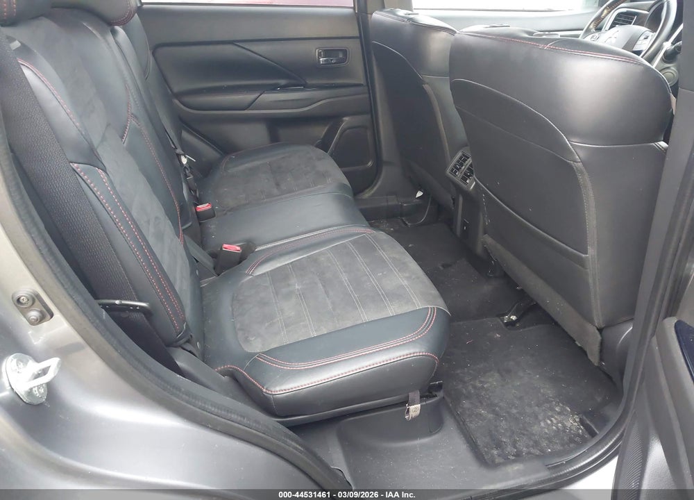 2020 MITSUBISHI OUTLANDER LE 2.4 VIN: JA4AD3A31LZ009626