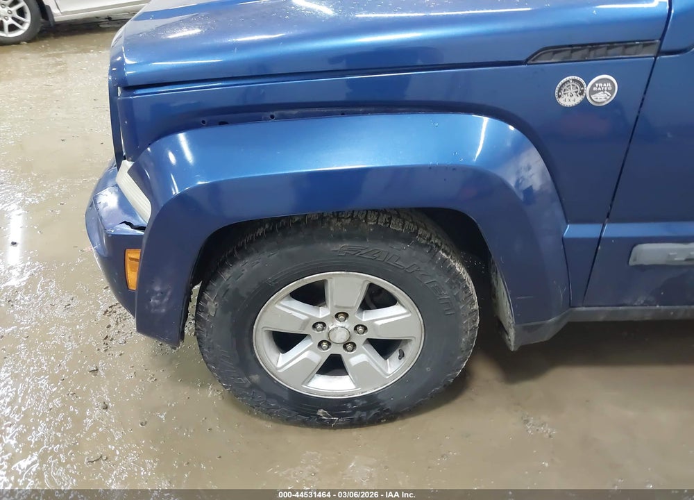 2009 JEEP LIBERTY SPORT VIN: 1J8GN28K69W537475