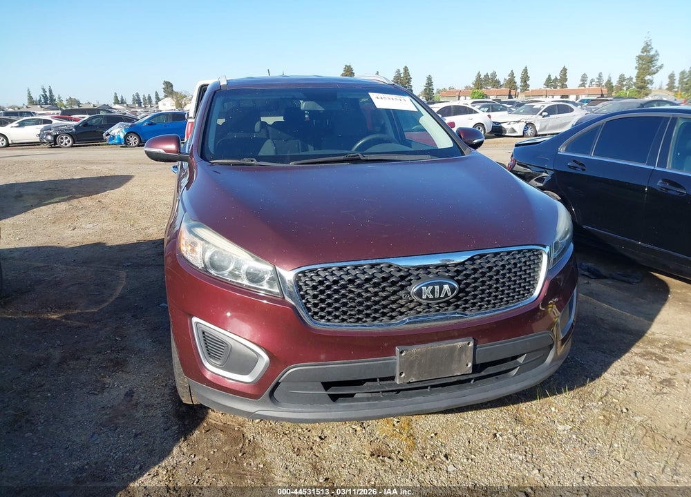 2017 KIA SORENTO 3.3L LX VIN: 5XYPGDA5XHG281516