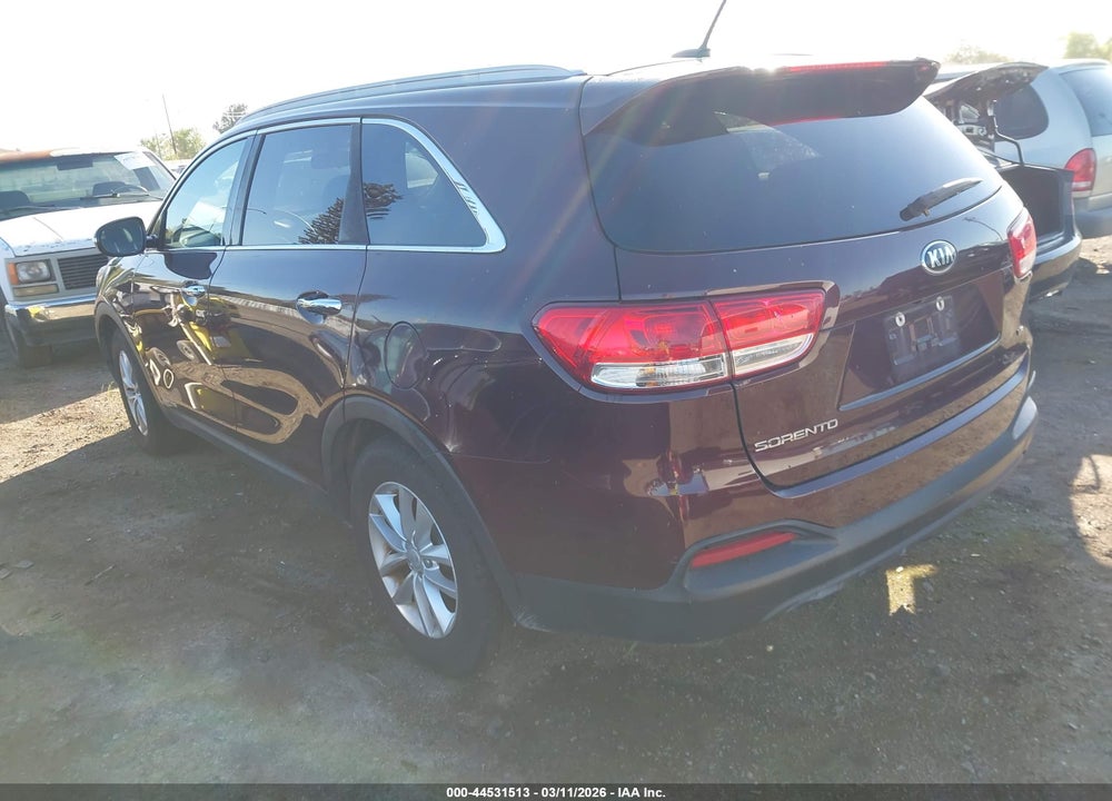 2017 KIA SORENTO 3.3L LX VIN: 5XYPGDA5XHG281516