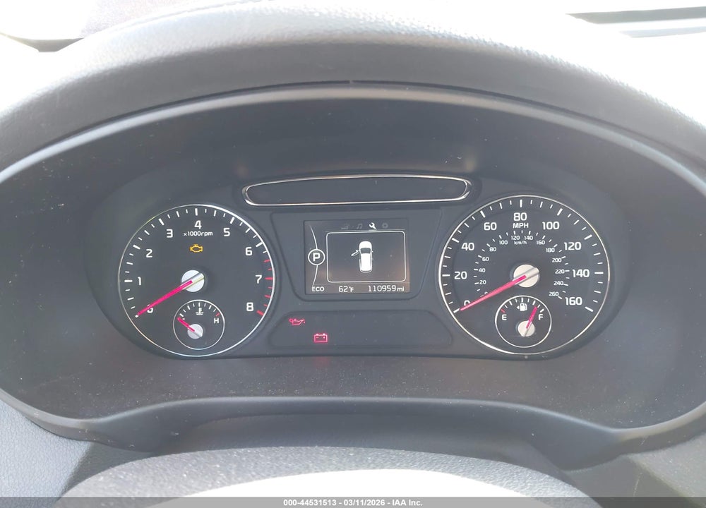 2017 KIA SORENTO 3.3L LX VIN: 5XYPGDA5XHG281516