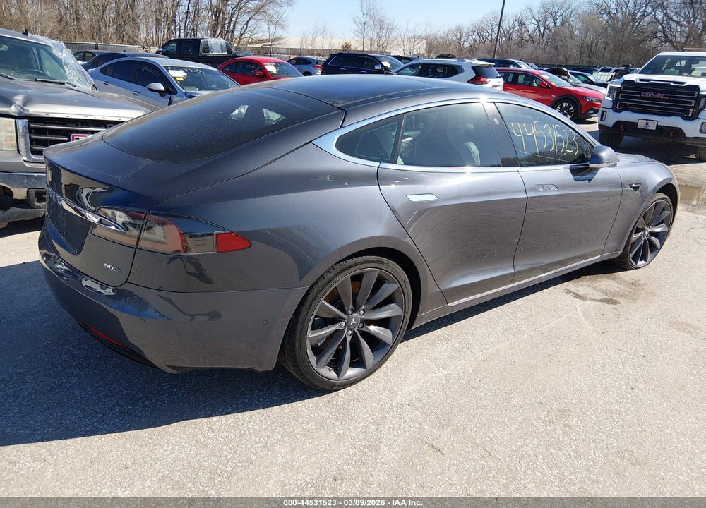 2017 TESLA MODEL S VIN: 5YJSA1E22HF205192