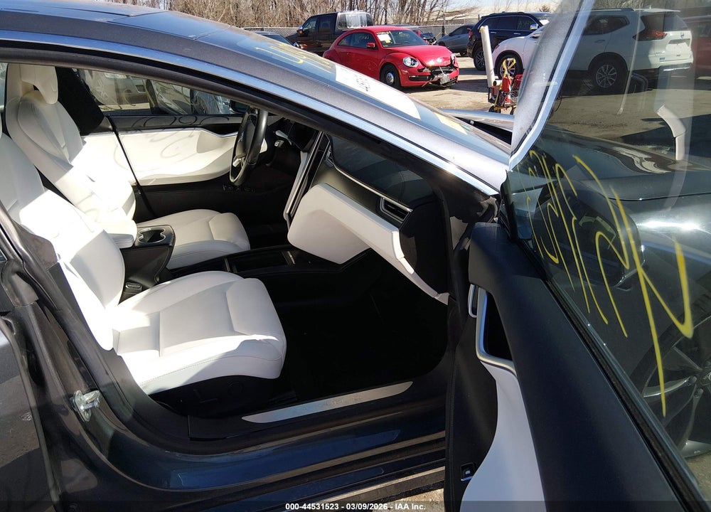 2017 TESLA MODEL S VIN: 5YJSA1E22HF205192