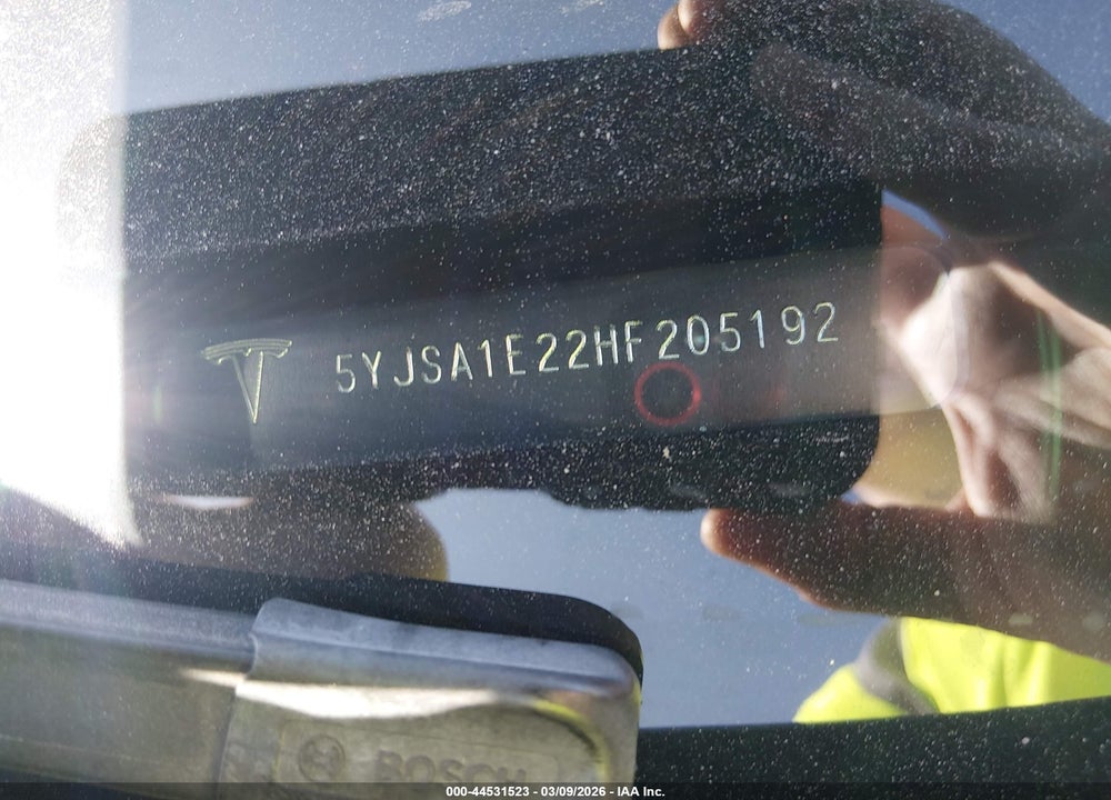 2017 TESLA MODEL S VIN: 5YJSA1E22HF205192