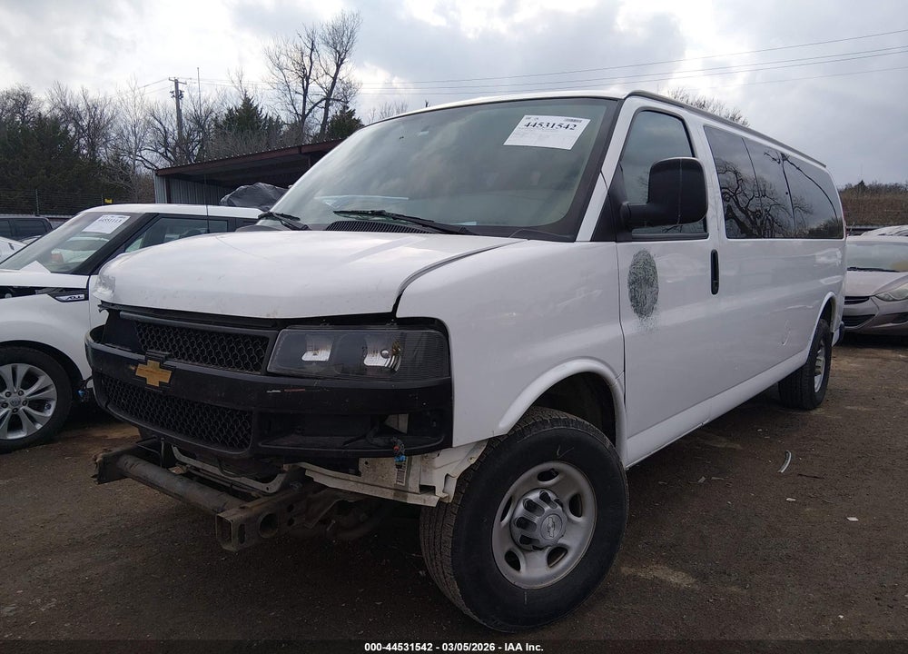 2020 CHEVROLET EXPRESS PASSENGER RWD 3500 EXTENDED WHEELBASE LS VIN: 1GAZGNFG3L1269914