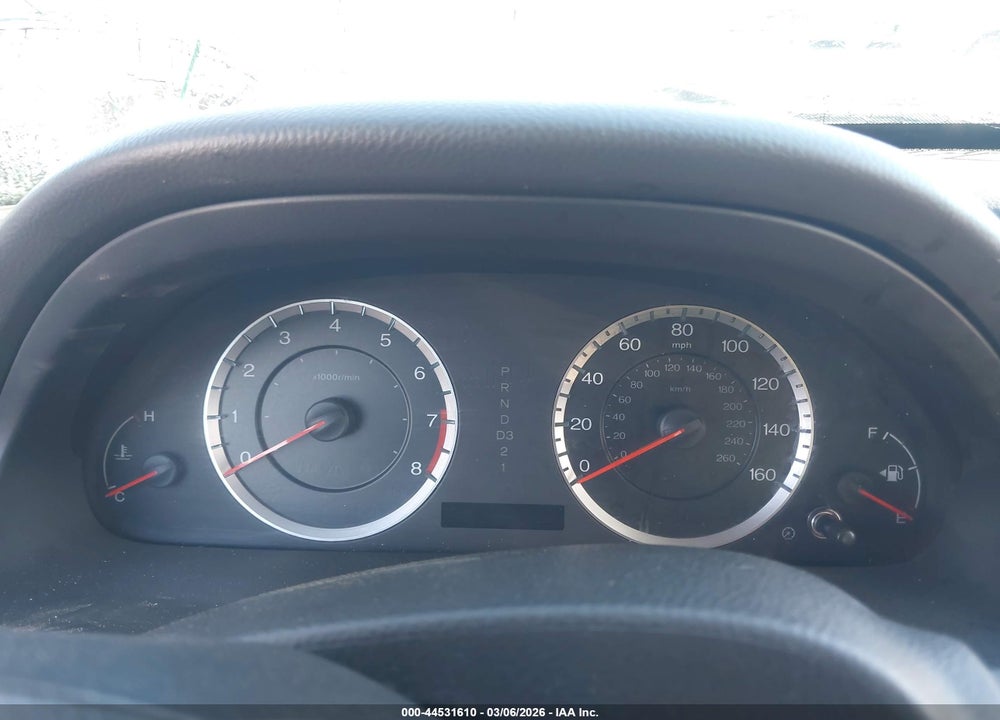 2010 HONDA ACCORD 2.4 LX-P VIN: 1HGCP2F4XAA124952
