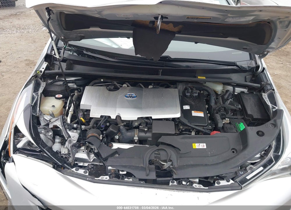 2017 TOYOTA PRIUS TWO VIN: JTDKBRFUXH3575136