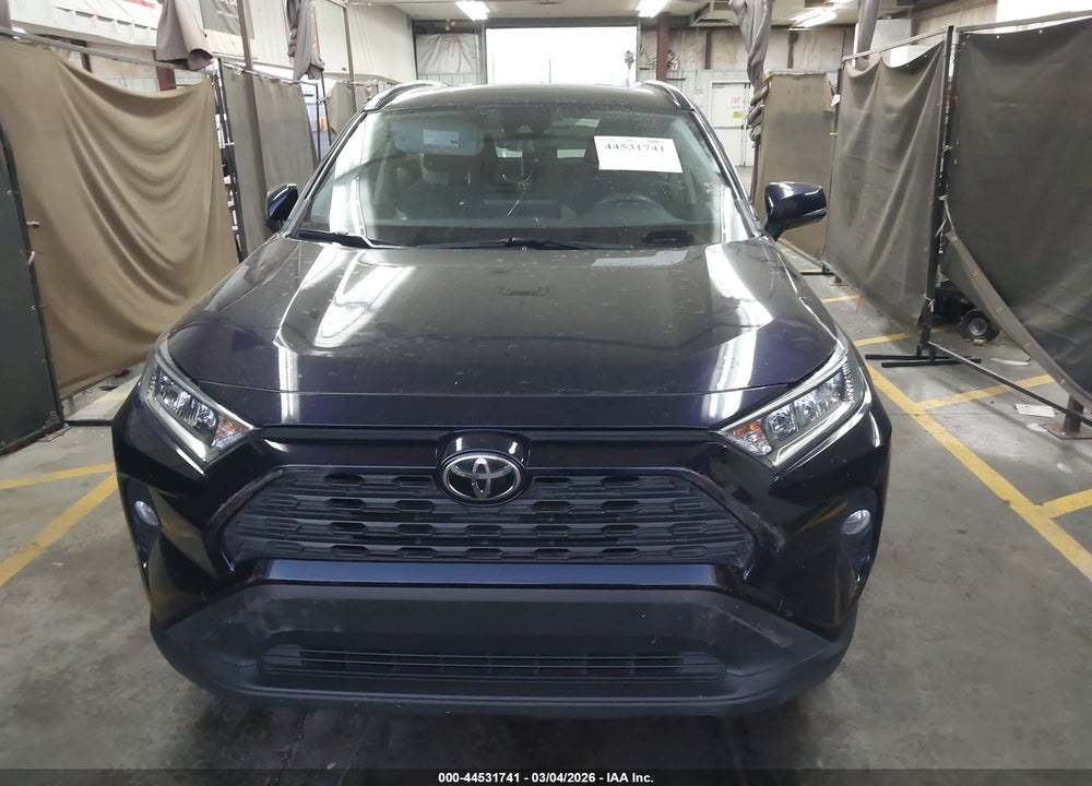 2021 TOYOTA RAV4 XLE VIN: JTMW1RFV2MD066532