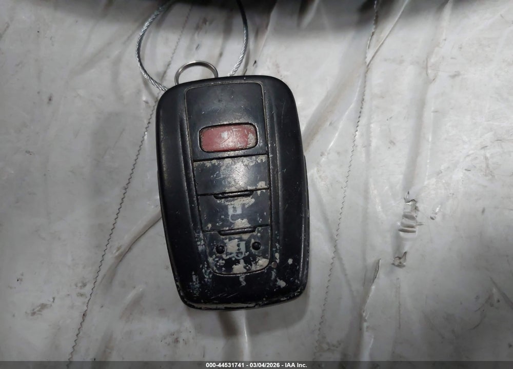 2021 TOYOTA RAV4 XLE VIN: JTMW1RFV2MD066532