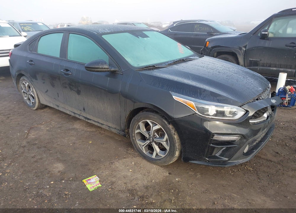 2019 KIA FORTE LXS VIN: 3KPF24AD5KE063604