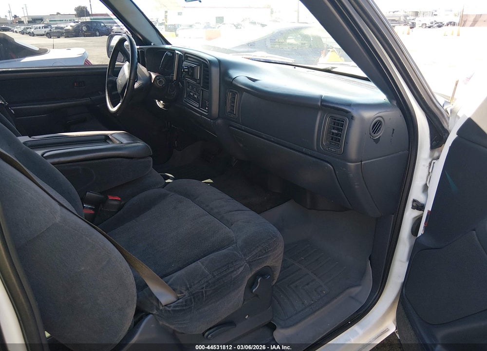 2001 CHEVROLET SILVERADO 1500 LS VIN: 1GCEC19V41Z206582