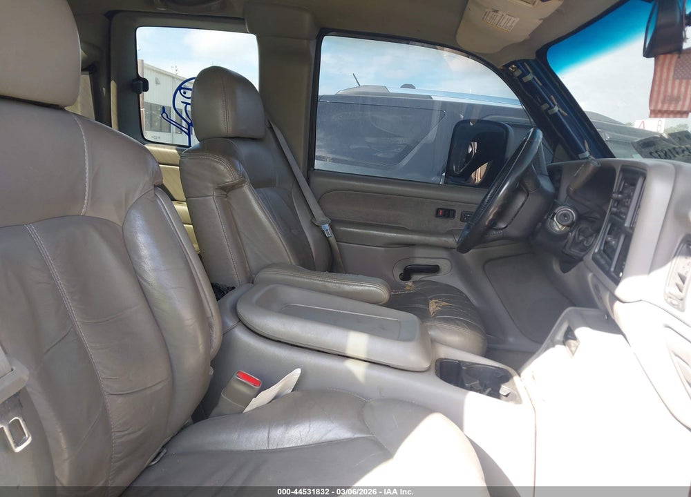 2001 CHEVROLET SILVERADO VIN: 2GCEK19T811321518