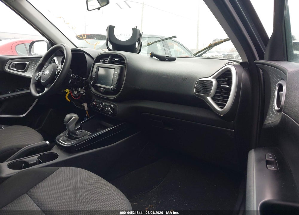 2021 KIA SOUL LX VIN: KNDJ23AU9M7761771