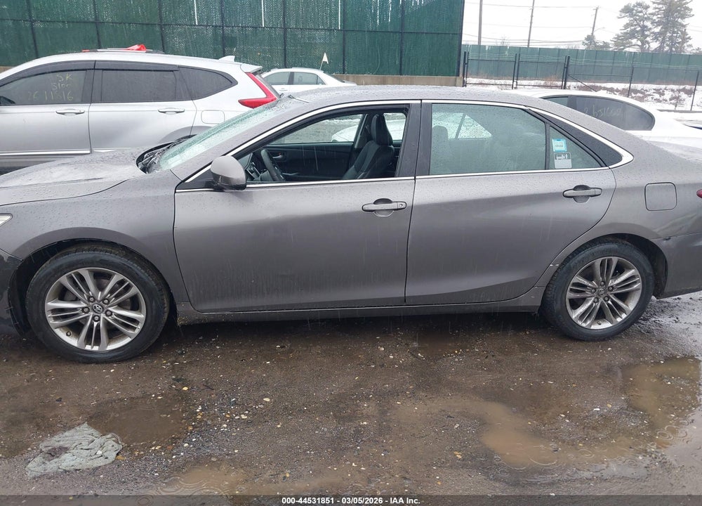 2017 TOYOTA CAMRY SE VIN: 4T1BF1FK1HU367107
