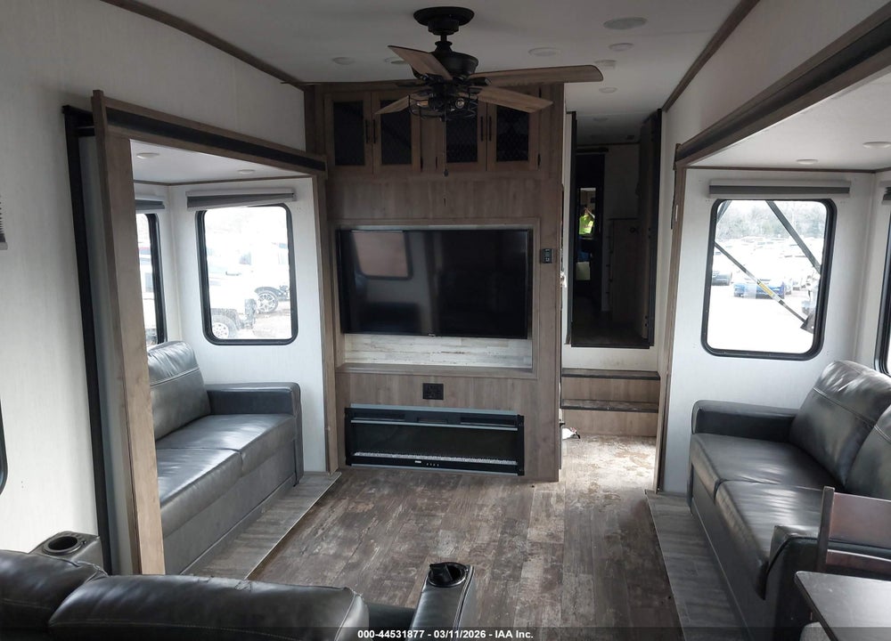 2022 FOREST RIVER OTHER VIN: 5ZT3SR2B7N6109570