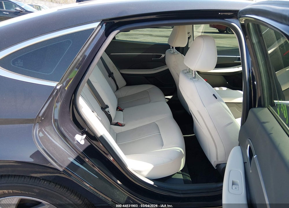 2026 HYUNDAI SONATA SE VIN: KMHL24JA8TA539577