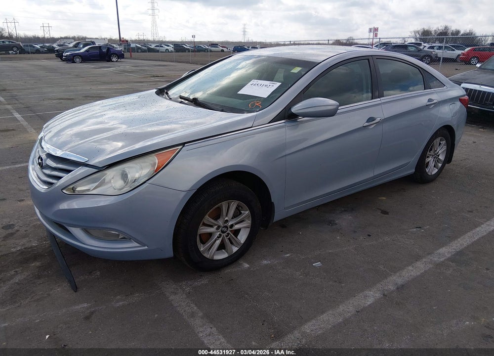 2013 HYUNDAI SONATA GLS VIN: 5NPEB4AC5DH686626