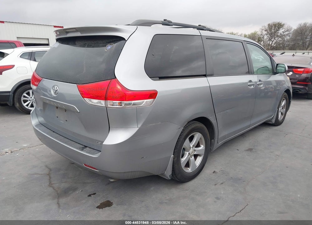 2012 TOYOTA SIENNA LE V6 8 PASSENGER VIN: 5TDKK3DC6CS276032