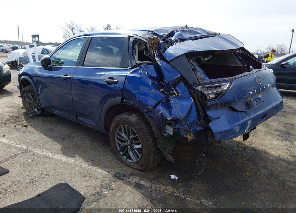 2023 NISSAN ROGUE S FWD VIN: 5N1BT3AA3PC816214