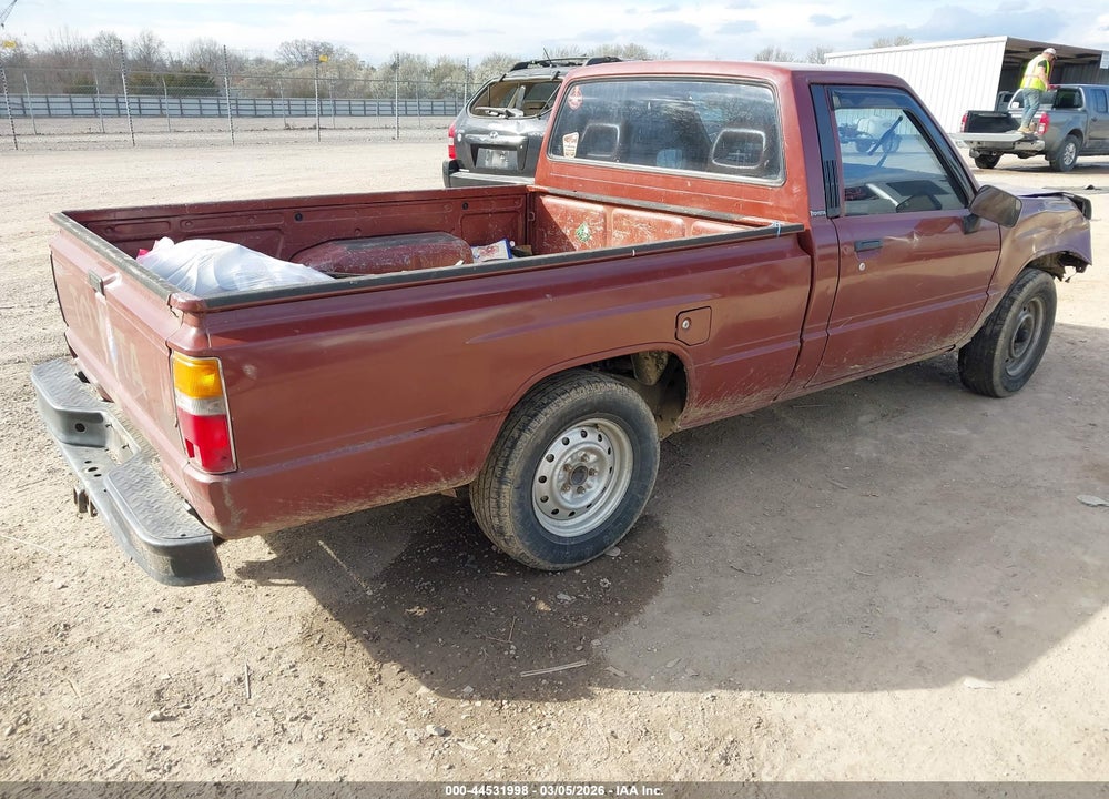 1986 TOYOTA PICKUP 1/2 TON RN50 VIN: JT4RN50R7G0193942