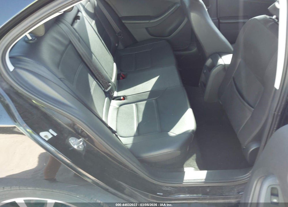 2017 VOLKSWAGEN JETTA 1.4T SE VIN: 3VWDB7AJ6HM229820