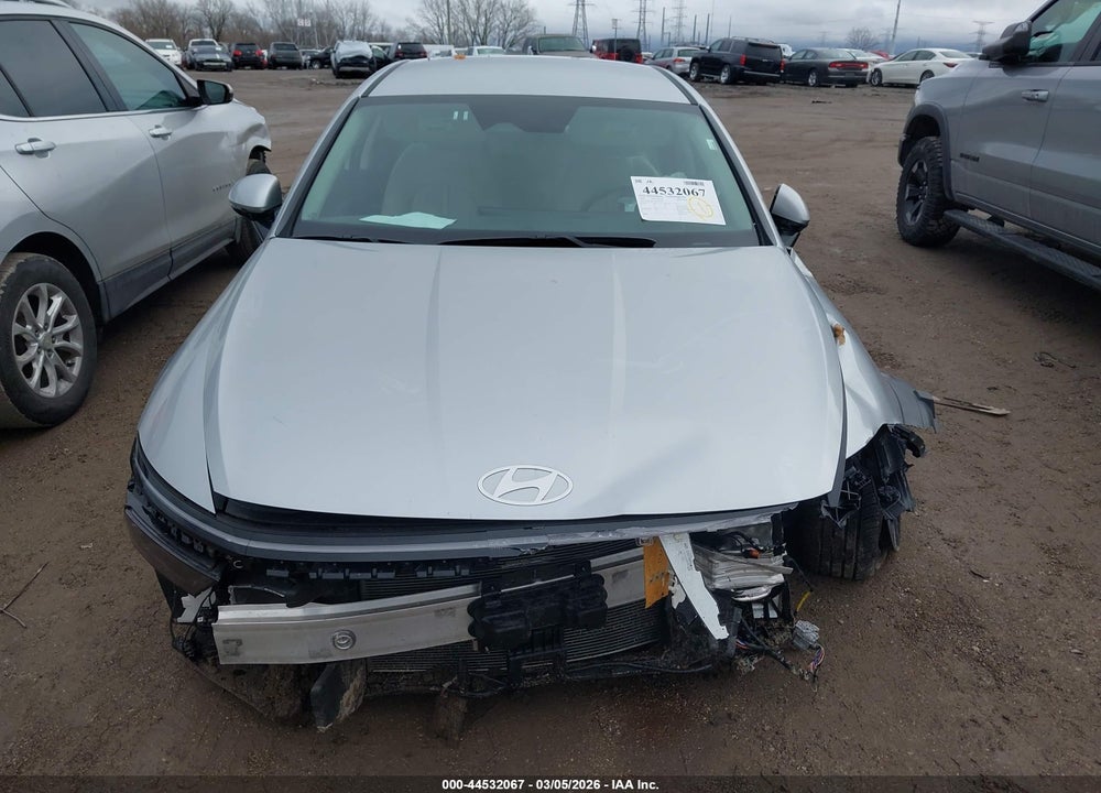 2025 HYUNDAI SONATA SEL VIN: KMHL64JA2SA447531