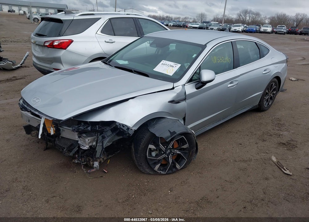 2025 HYUNDAI SONATA SEL VIN: KMHL64JA2SA447531