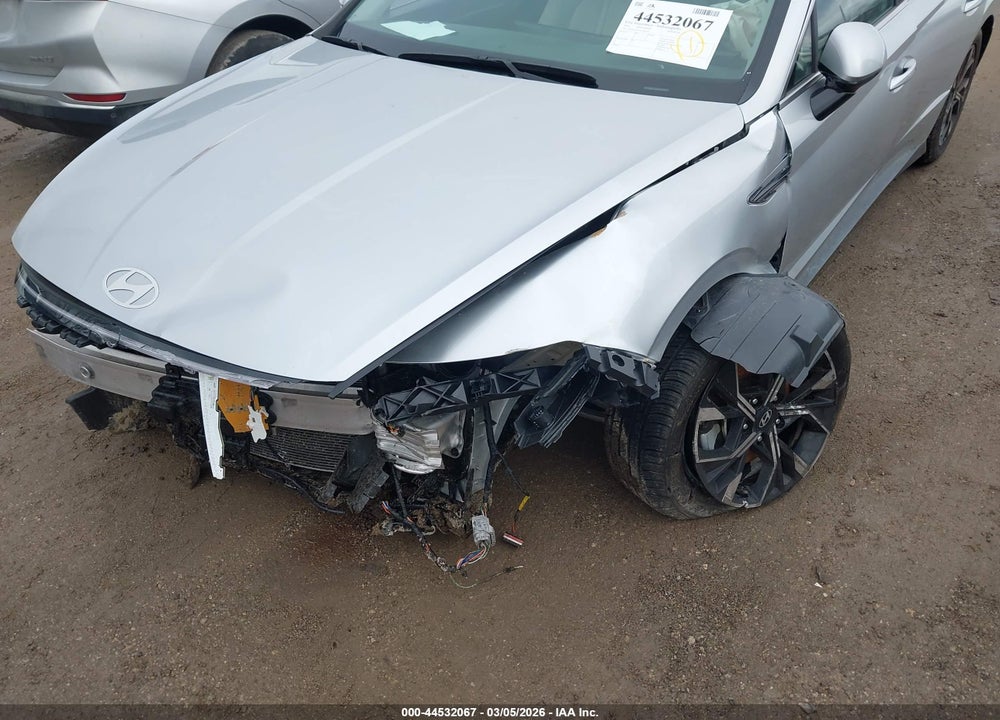 2025 HYUNDAI SONATA SEL VIN: KMHL64JA2SA447531