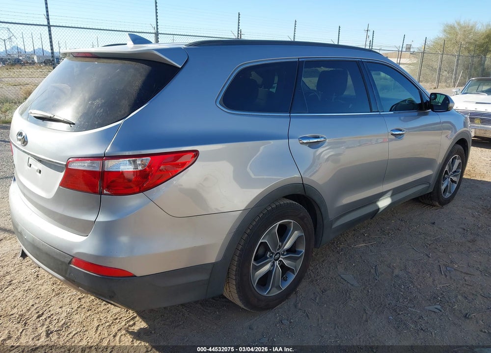 2016 HYUNDAI SANTA FE SE VIN: KM8SM4HF6GU144051