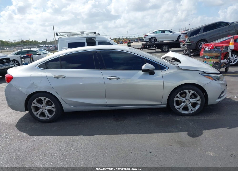 2018 CHEVROLET CRUZE VIN: 1G1BF5SM9J7103486
