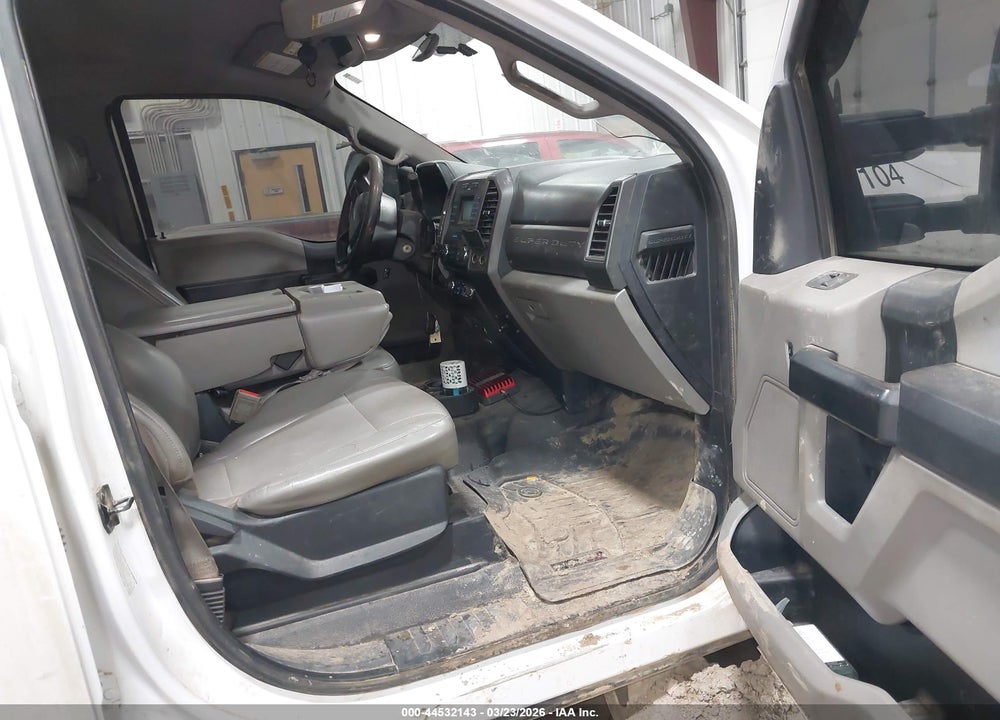 2018 FORD F-350 XL VIN: 1FT8W3BT3JEC07075