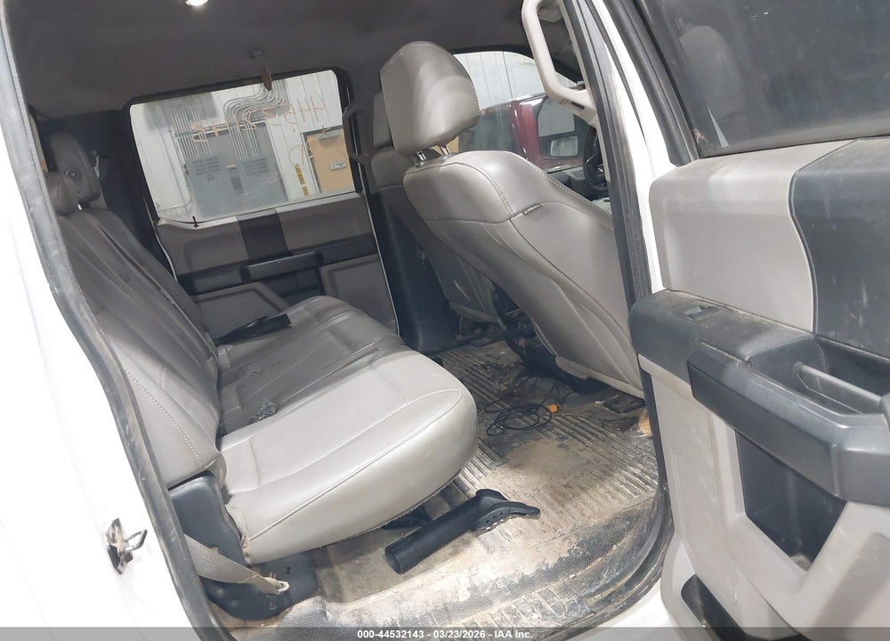 2018 FORD F-350 XL VIN: 1FT8W3BT3JEC07075