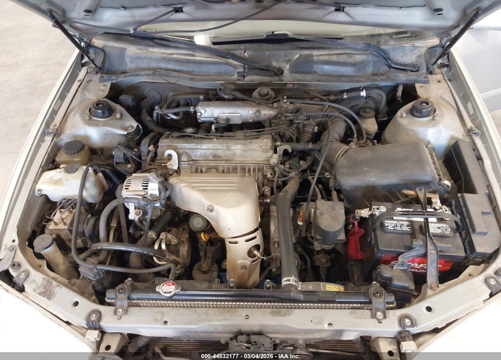2001 TOYOTA CAMRY LE VIN: 4T1BG22K51U120302