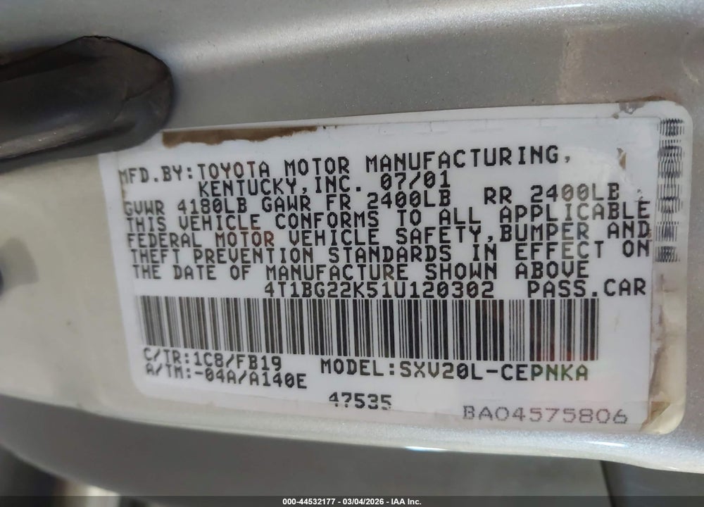 2001 TOYOTA CAMRY LE VIN: 4T1BG22K51U120302