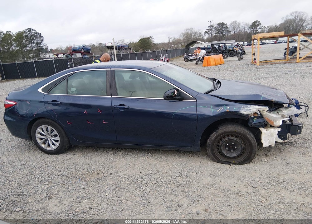 2017 TOYOTA CAMRY LE VIN: 4T1BF1FK4HU756937