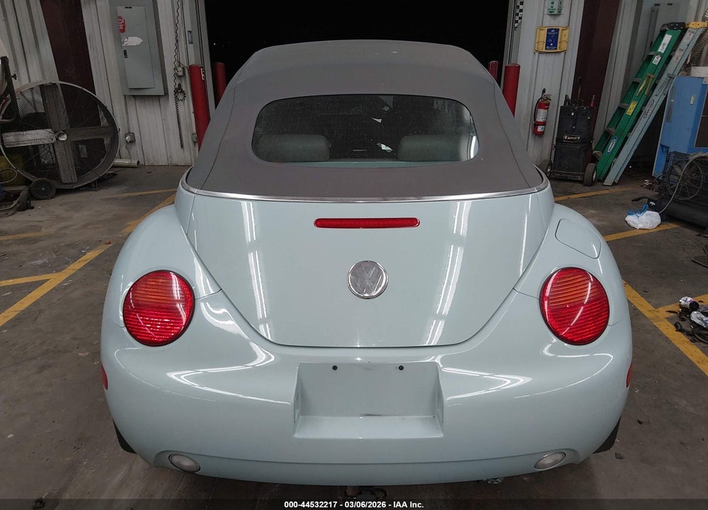 2004 VOLKSWAGEN NEW BEETLE GLS VIN: 3VWCM31Y94M345180