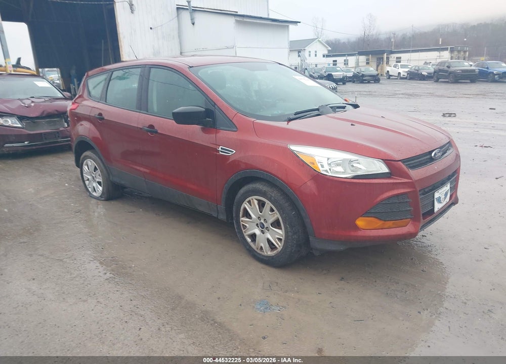 2016 FORD ESCAPE S VIN: 1FMCU0F7XGUC74679