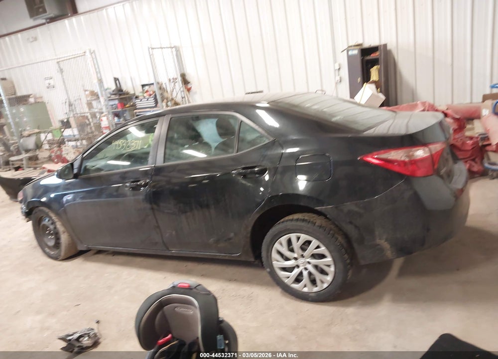 2019 TOYOTA COROLLA LE VIN: 5YFBURHE1KP897405