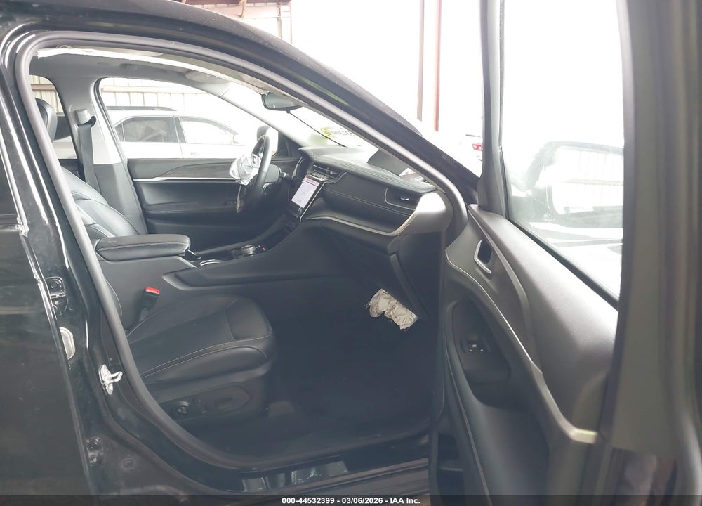 2022 JEEP GRAND CHEROKEE L LIMITED 4X4 VIN: 1C4RJKBG5N8511609