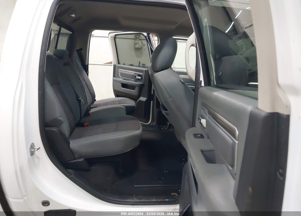 2017 RAM 1500 VIN: 1C6RR7TT0HS709370