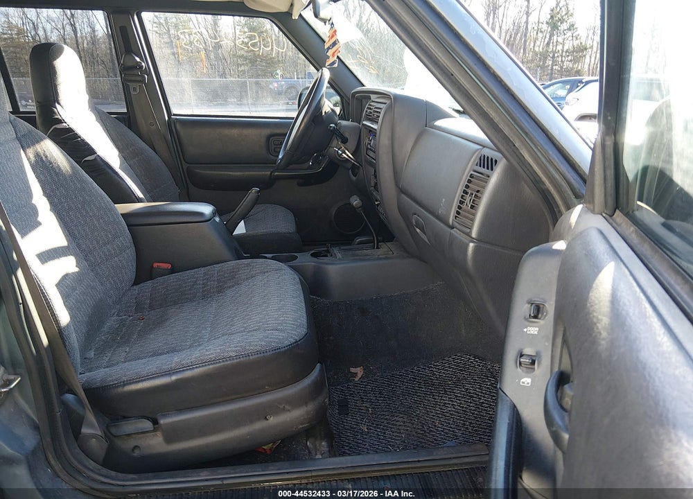 1999 JEEP CHEROKEE CLASSIC/SPORT VIN: 1J4FF68S3XL651689